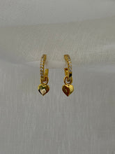 Load image into Gallery viewer, Amour Hoops