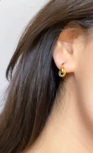 Load image into Gallery viewer, Roman Hoops