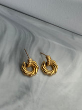 Load image into Gallery viewer, Molly-mae Hoops