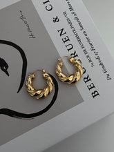 Load image into Gallery viewer, Pia Hoops