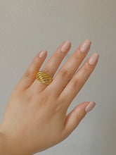 Load image into Gallery viewer, Paloma Ring
