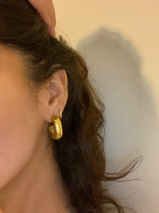 Bella Hoops