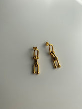 Load image into Gallery viewer, Jasmine earrings
