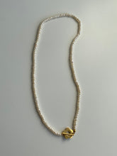 Load image into Gallery viewer, Caviar necklace

