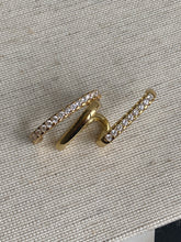 Load image into Gallery viewer, Giana Earrings

