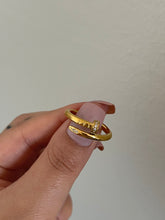 Load image into Gallery viewer, Ari Ring

