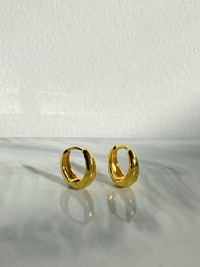 Gigi Hoops